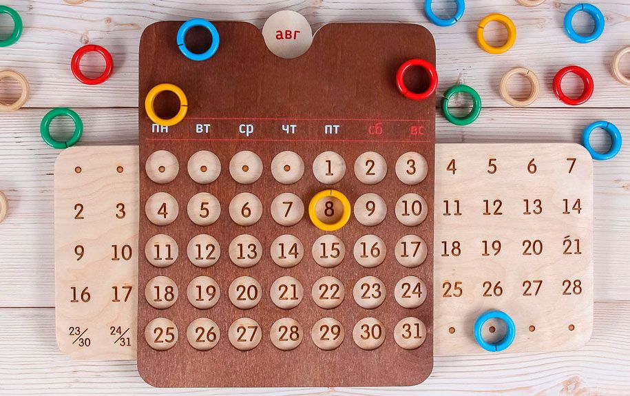 вечный календарь сувенир