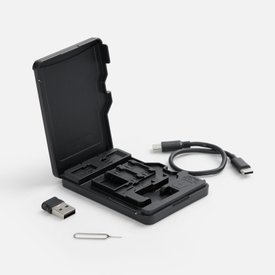 Футляр для карт памяти и SIM Multitask